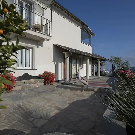 Bellavista Evelyne E Giorgio *